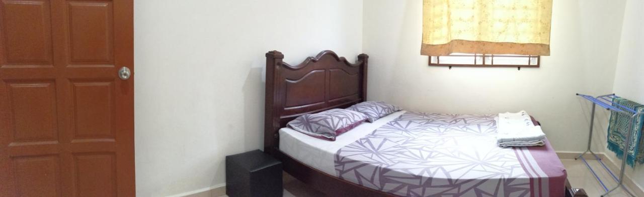 Assyifa Homestay Dungun Exteriör bild