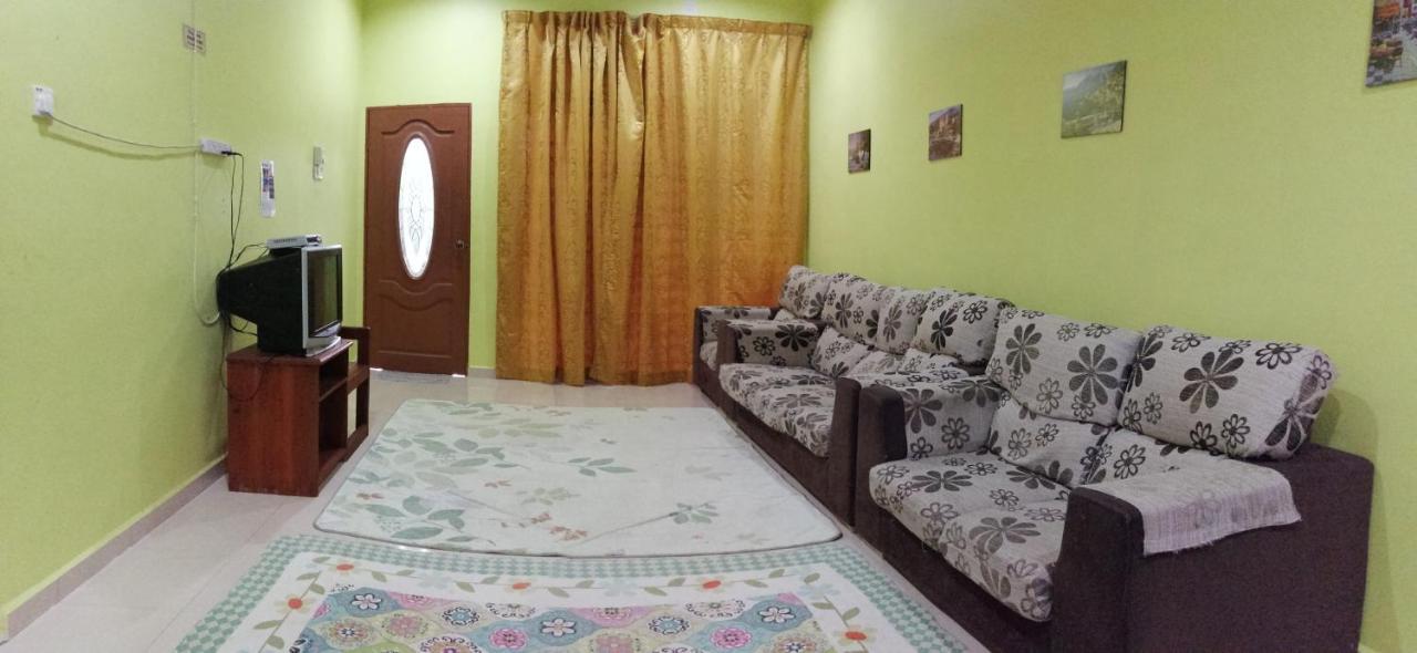 Assyifa Homestay Dungun Exteriör bild
